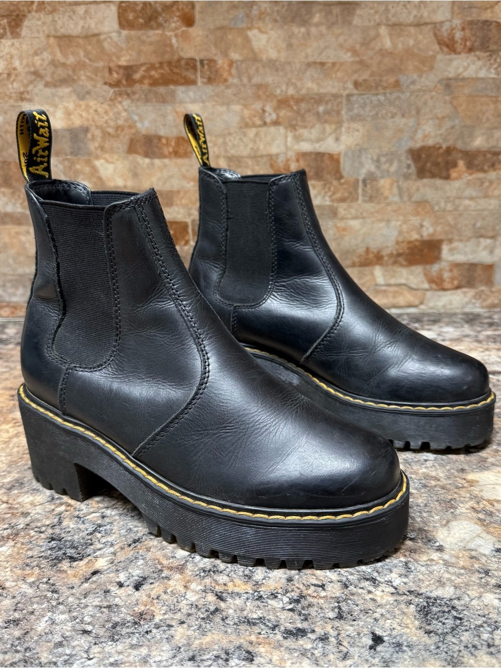Dr. Martens Rometty Black Leather Platform Chelsea Boots Size 7